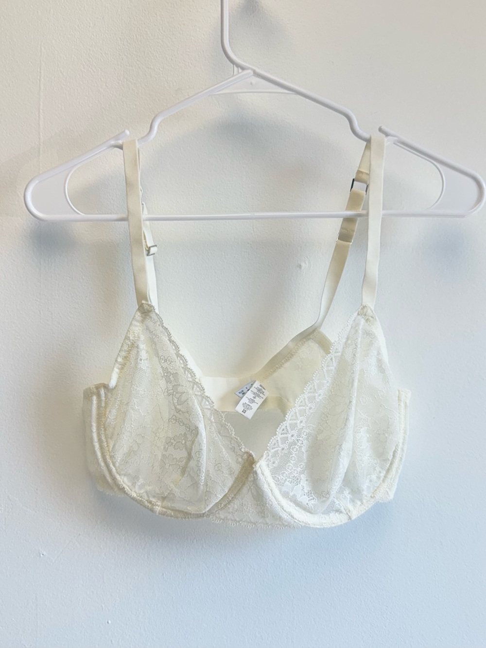 La Perla Studio Ivory White Lace Underwire Bra 36D